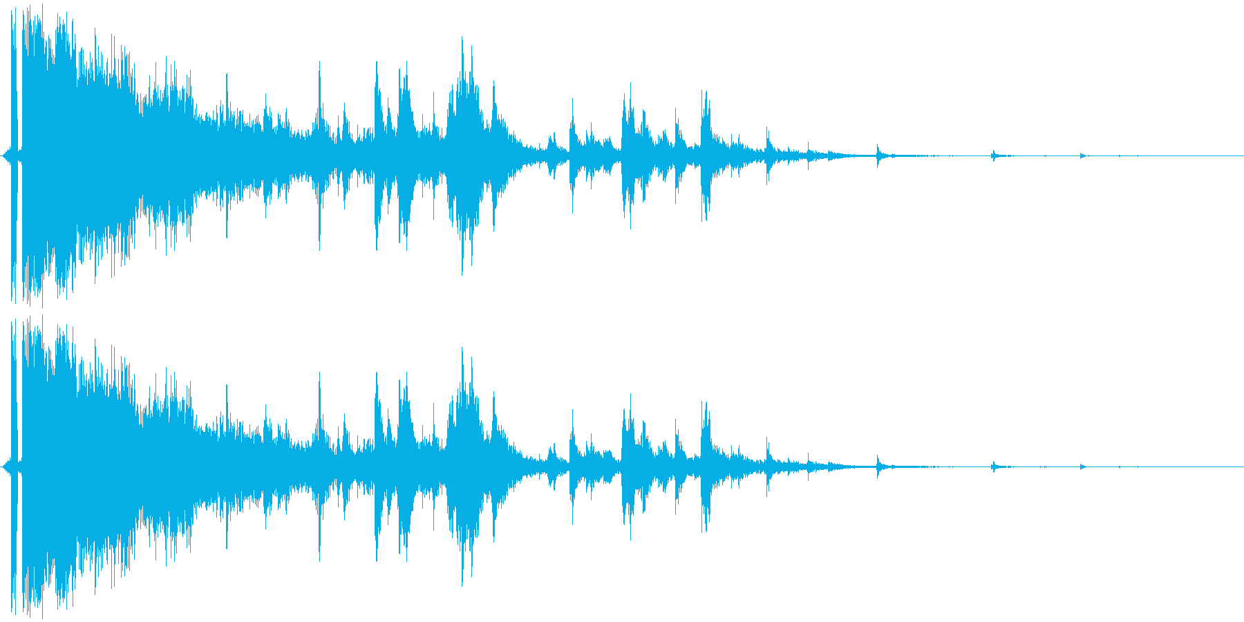 ガラスやグラスが勢いよく割れる効果音04の再生済みの波形